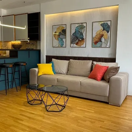Apartment D&e