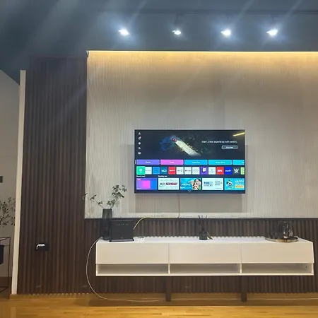 D&e Apartment *