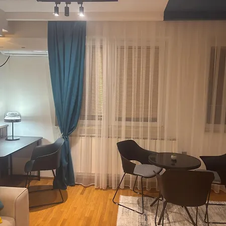 D&e * Skopje